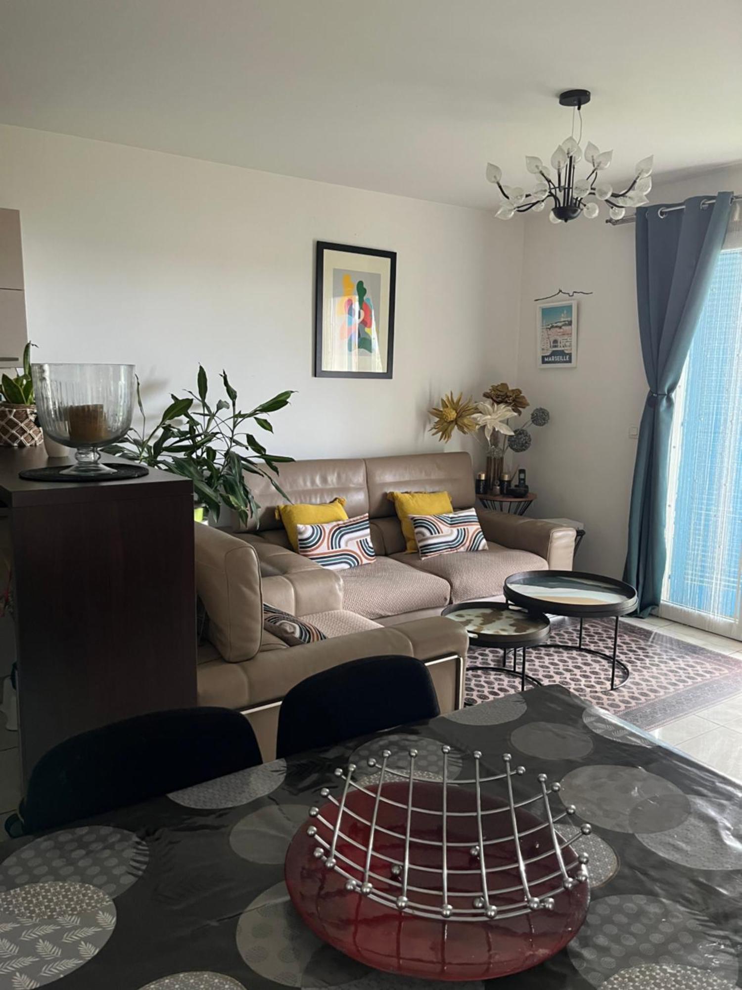 Charme Et Calme Apartment Marseille Bagian luar foto